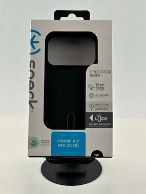 Speck Presidio2 Grip Black MagSafe Case
- iPhone 17 Pro NWT MSRP: $55